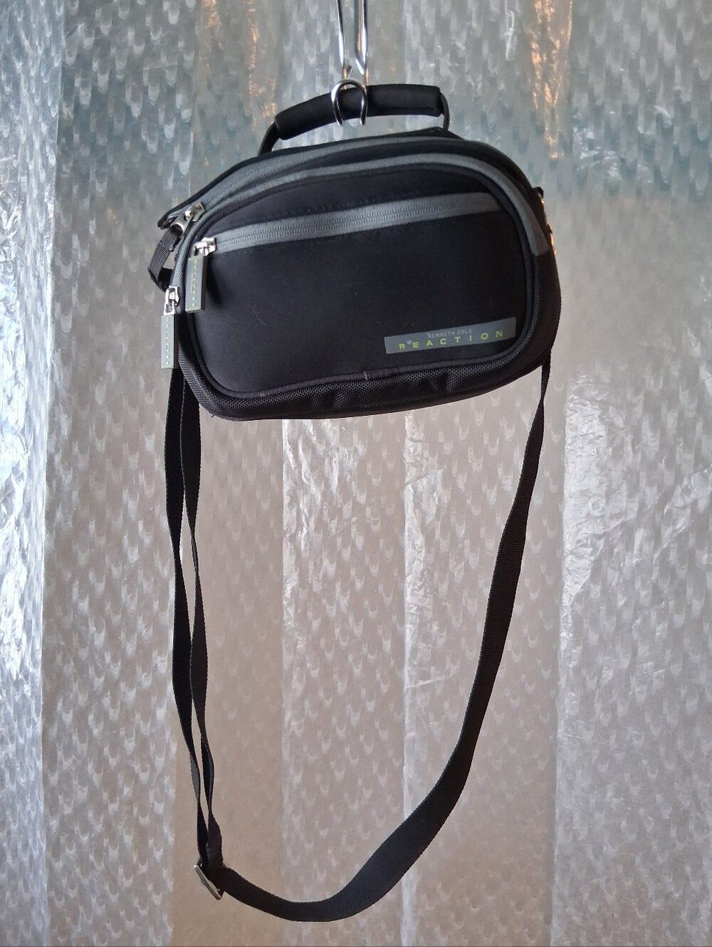 Kenneth Cole Compact Camera Case